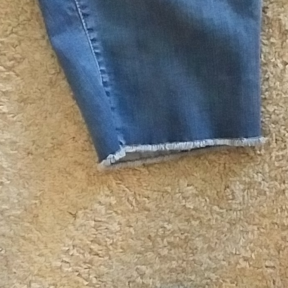 NWT Torrid Boyfriend Jeans - Picture 5 of 9